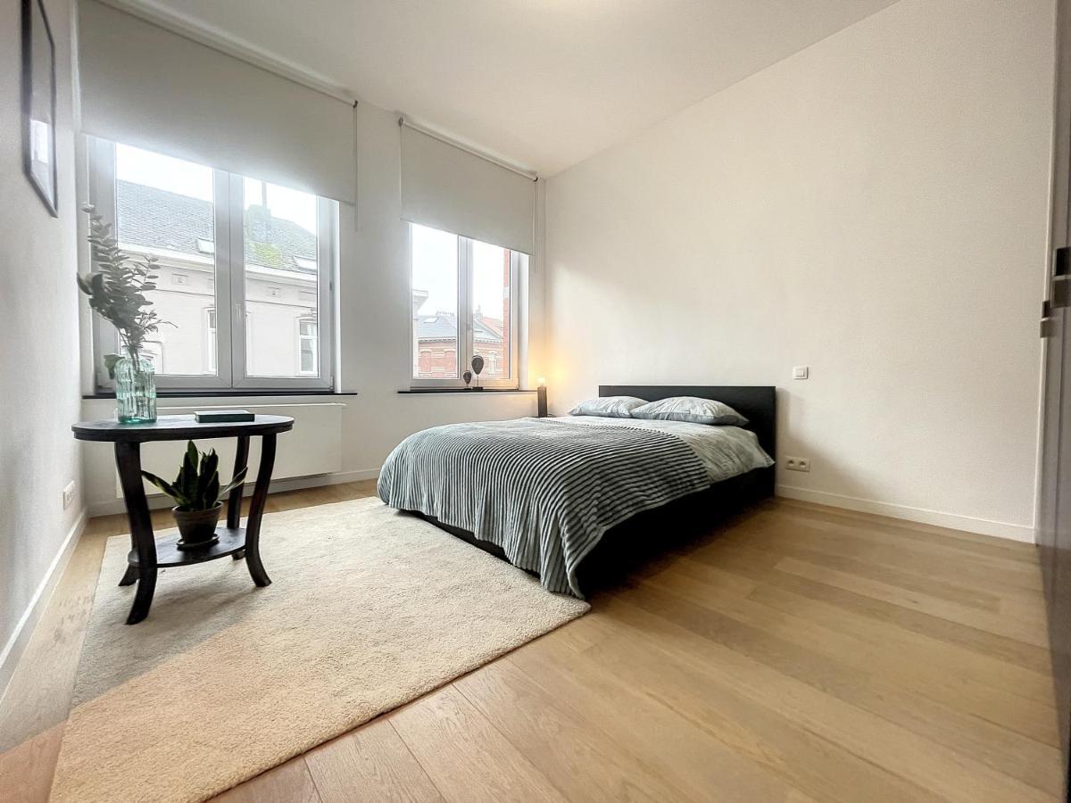 Elegant Flat Cinquantenaire Bruselas Exterior foto